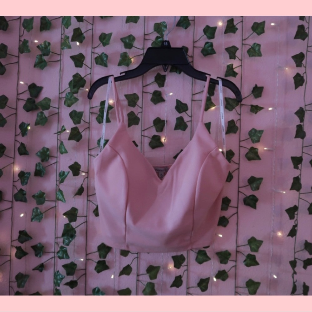 size - M brand new !!
